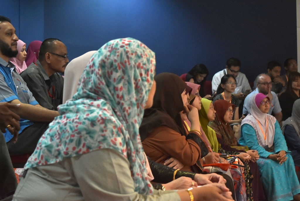 UKM 1534